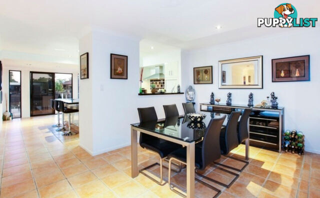6 Monte Vista Court Broadbeach Waters QLD 4218