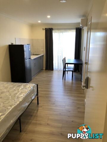 4 29 Potter Street Dandenong VIC 3175