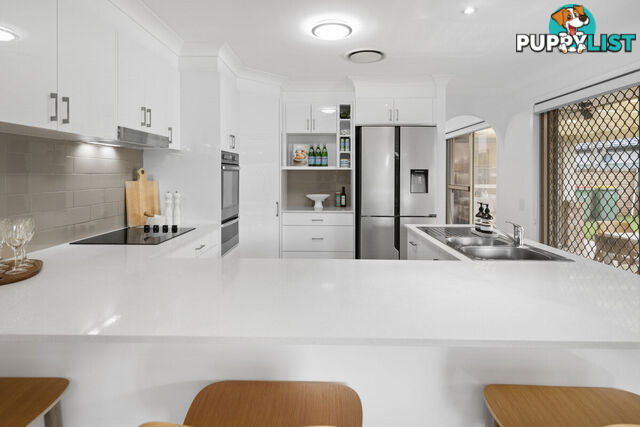 16 Ridgewood Court Burleigh Waters QLD 4220