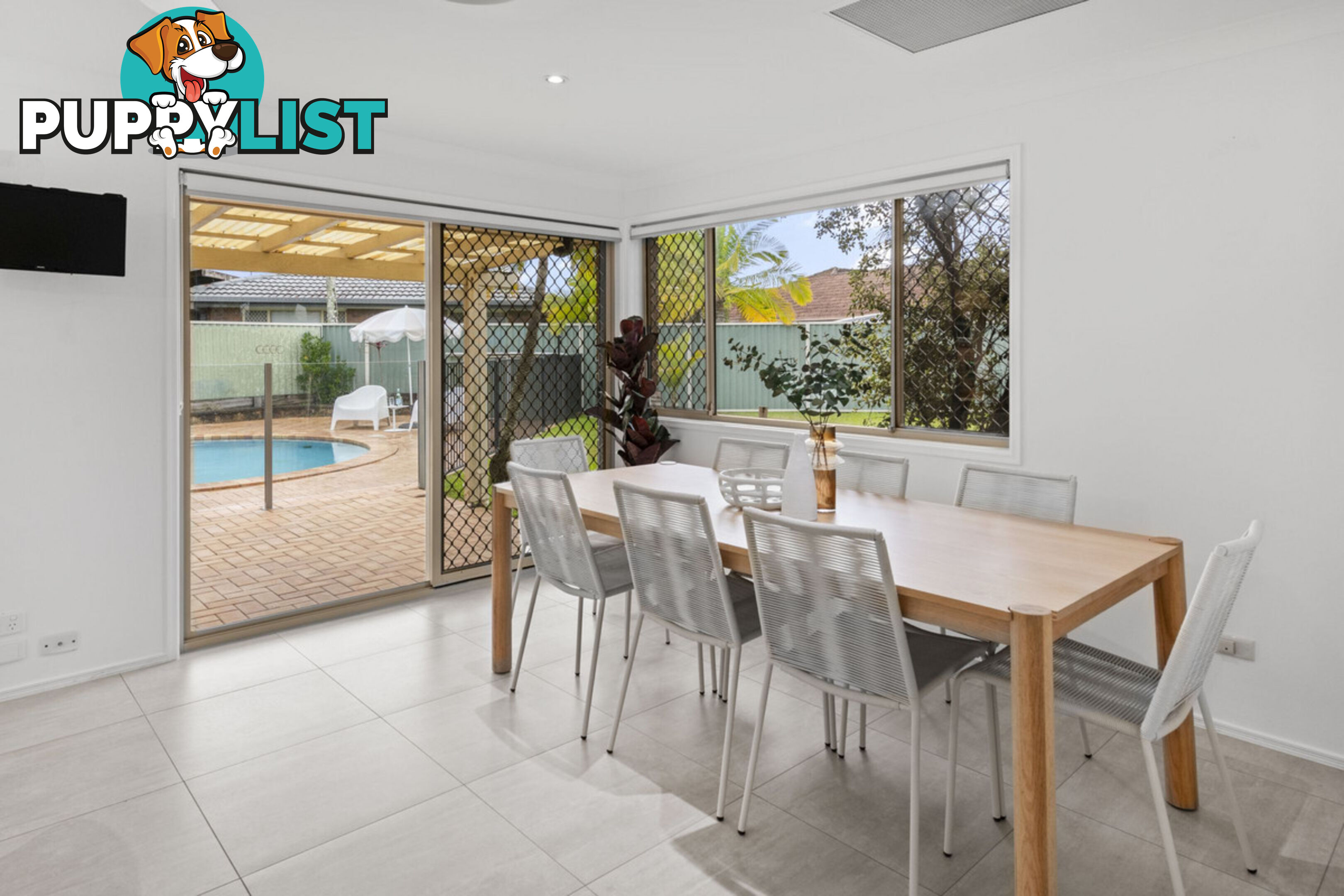 16 Ridgewood Court Burleigh Waters QLD 4220