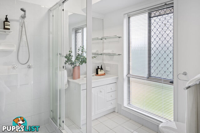 16 Ridgewood Court Burleigh Waters QLD 4220