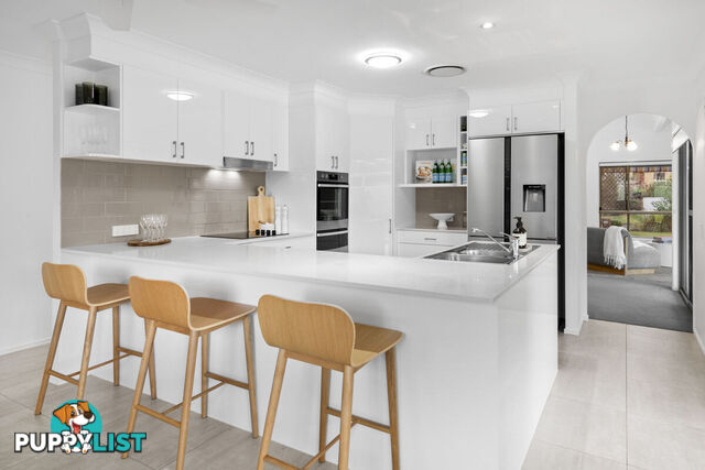 16 Ridgewood Court Burleigh Waters QLD 4220