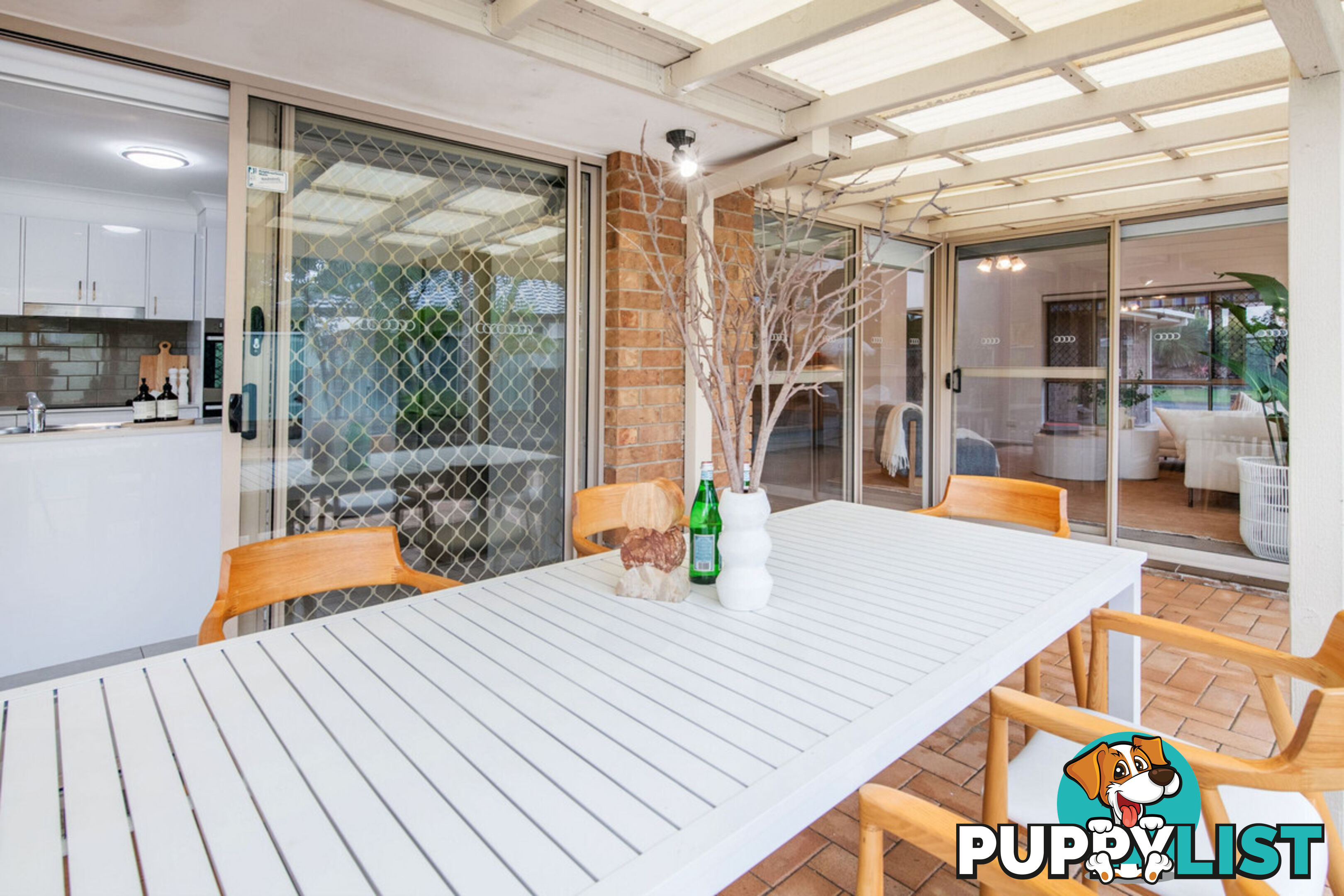 16 Ridgewood Court Burleigh Waters QLD 4220