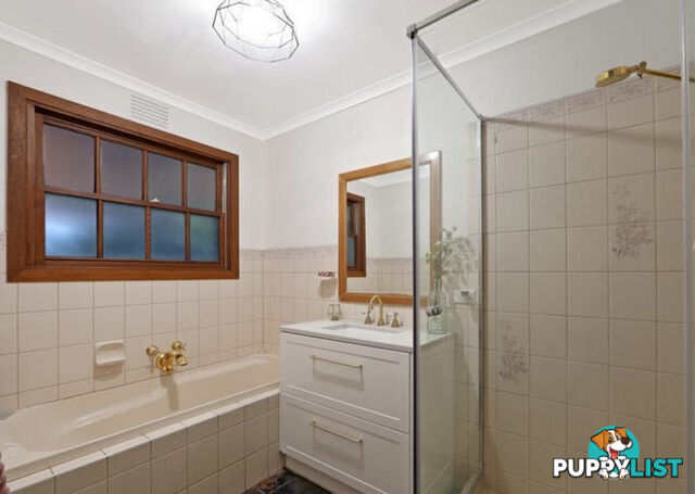 11 Pioneer Court Rowville VIC 3178