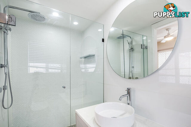 496 1 Marine Parade Biggera Waters QLD 4216