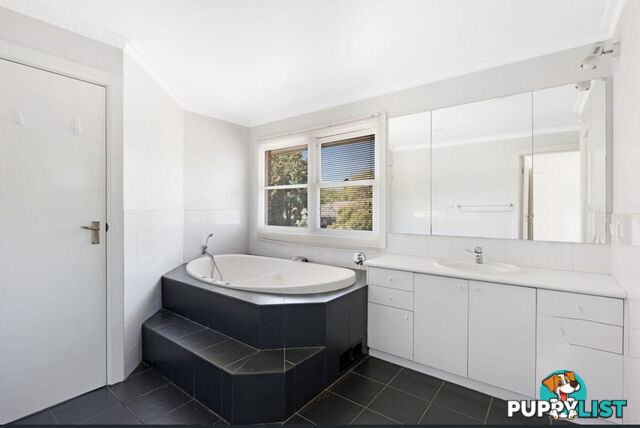 5 Wallis Avenue Glen Iris VIC 3146