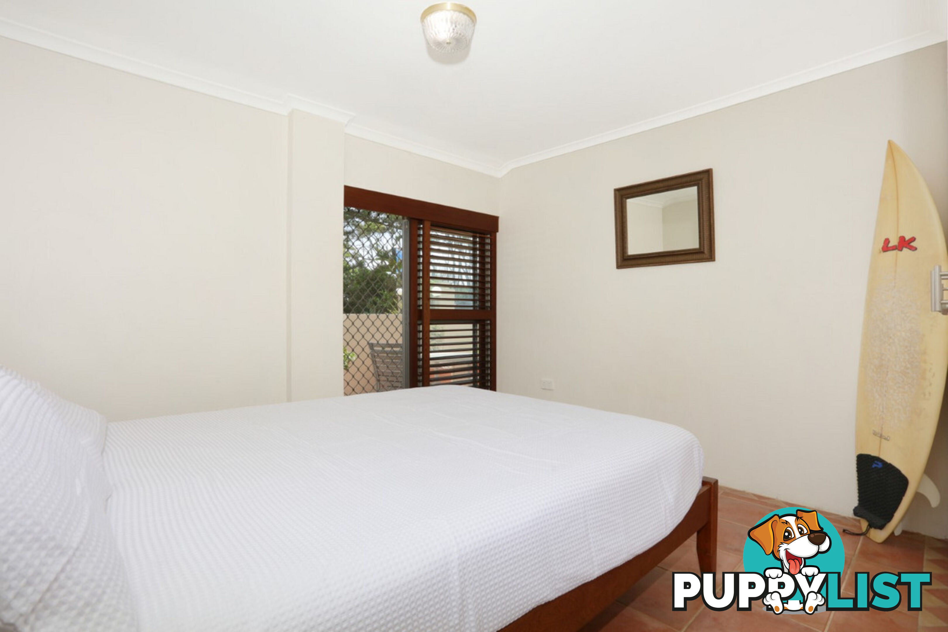 1 204 Ferny Avenue, Surfers Paradise QLD 4217