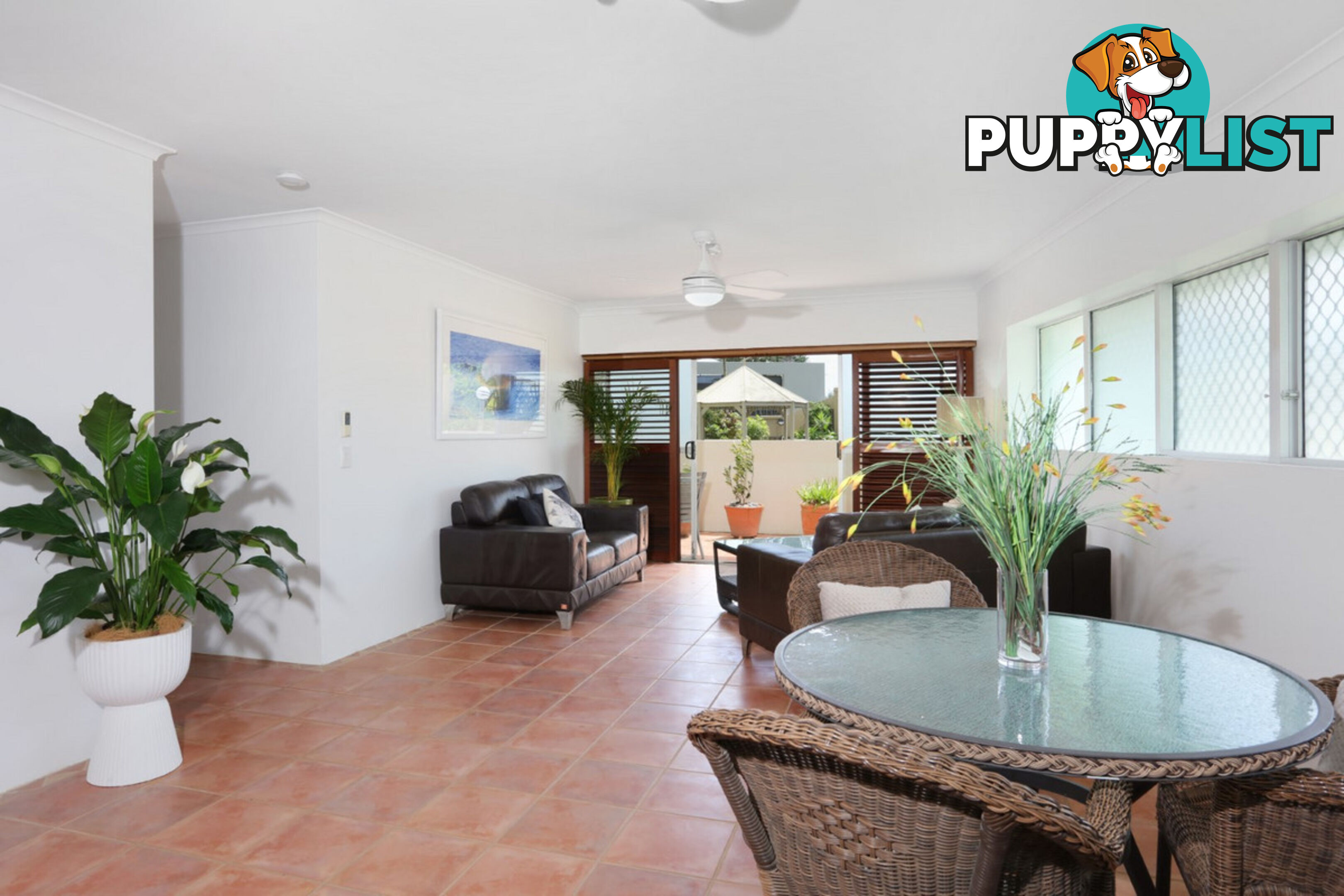 1 204 Ferny Avenue, Surfers Paradise QLD 4217