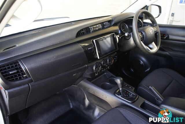 2019 TOYOTA HILUX SR DUAL CAB GUN126R CAB CHASSIS