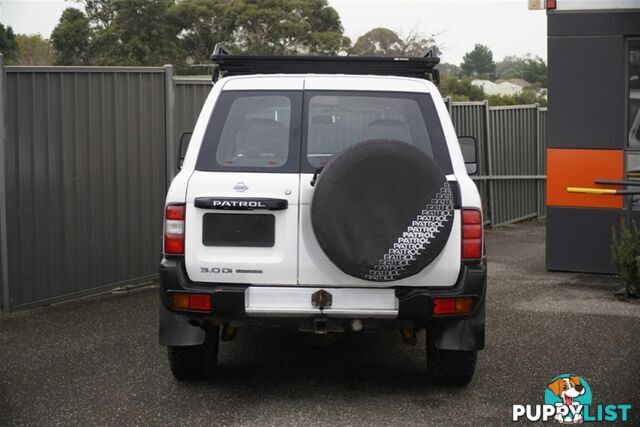 2000 NISSAN PATROL ST GU II WAGON