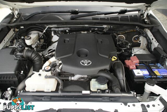 2017 TOYOTA HILUX SR DUAL CAB GUN126R CAB CHASSIS