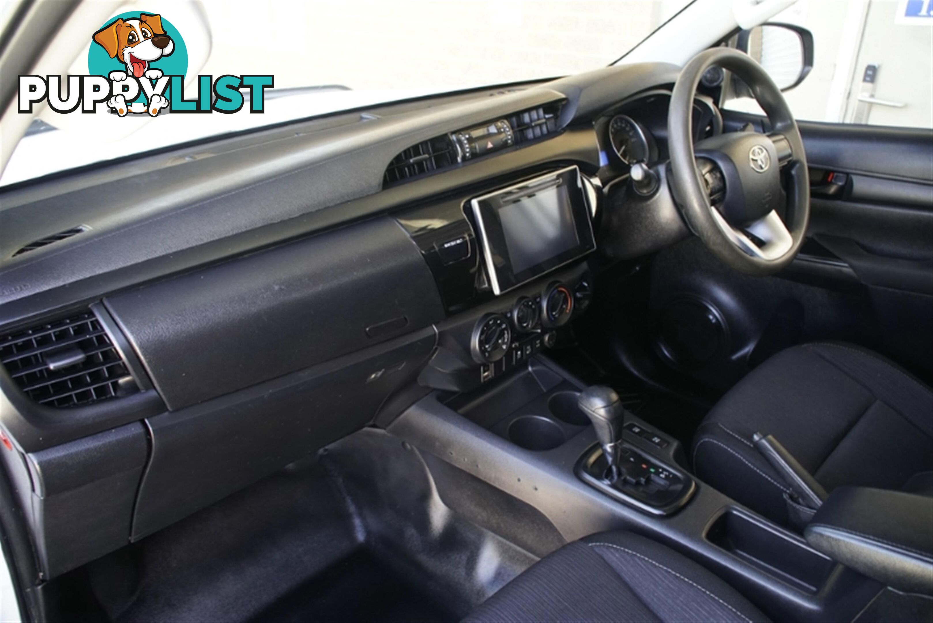 2017 TOYOTA HILUX SR DUAL CAB GUN126R CAB CHASSIS