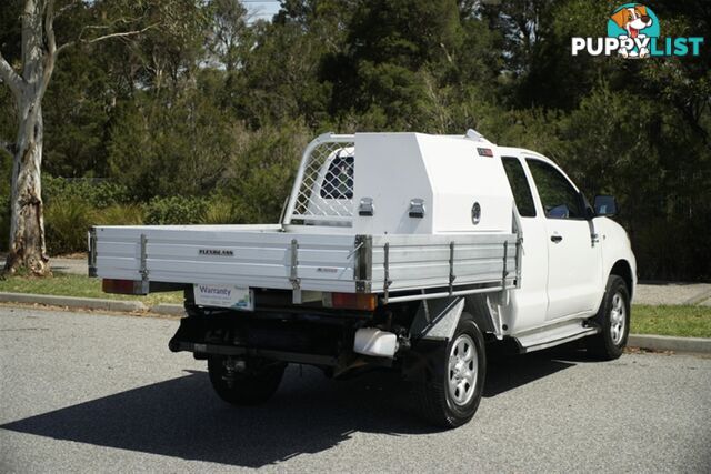 2010 TOYOTA HILUX SR EXTENDED CAB KUN26R MY10 CAB CHASSIS