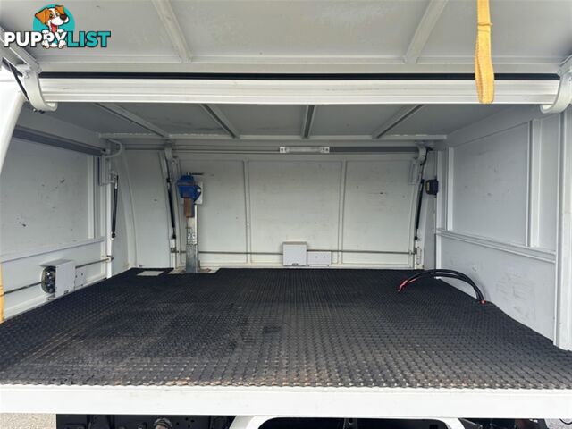 2019 TOYOTA HILUX SR EXTENDED CAB GUN126R CAB CHASSIS