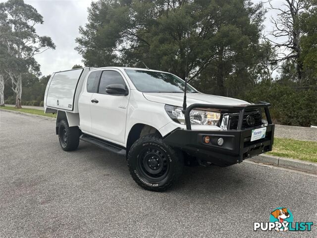 2019 TOYOTA HILUX SR EXTENDED CAB GUN126R CAB CHASSIS