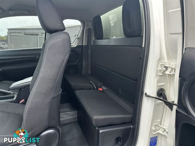 2019 TOYOTA HILUX SR EXTENDED CAB GUN126R CAB CHASSIS