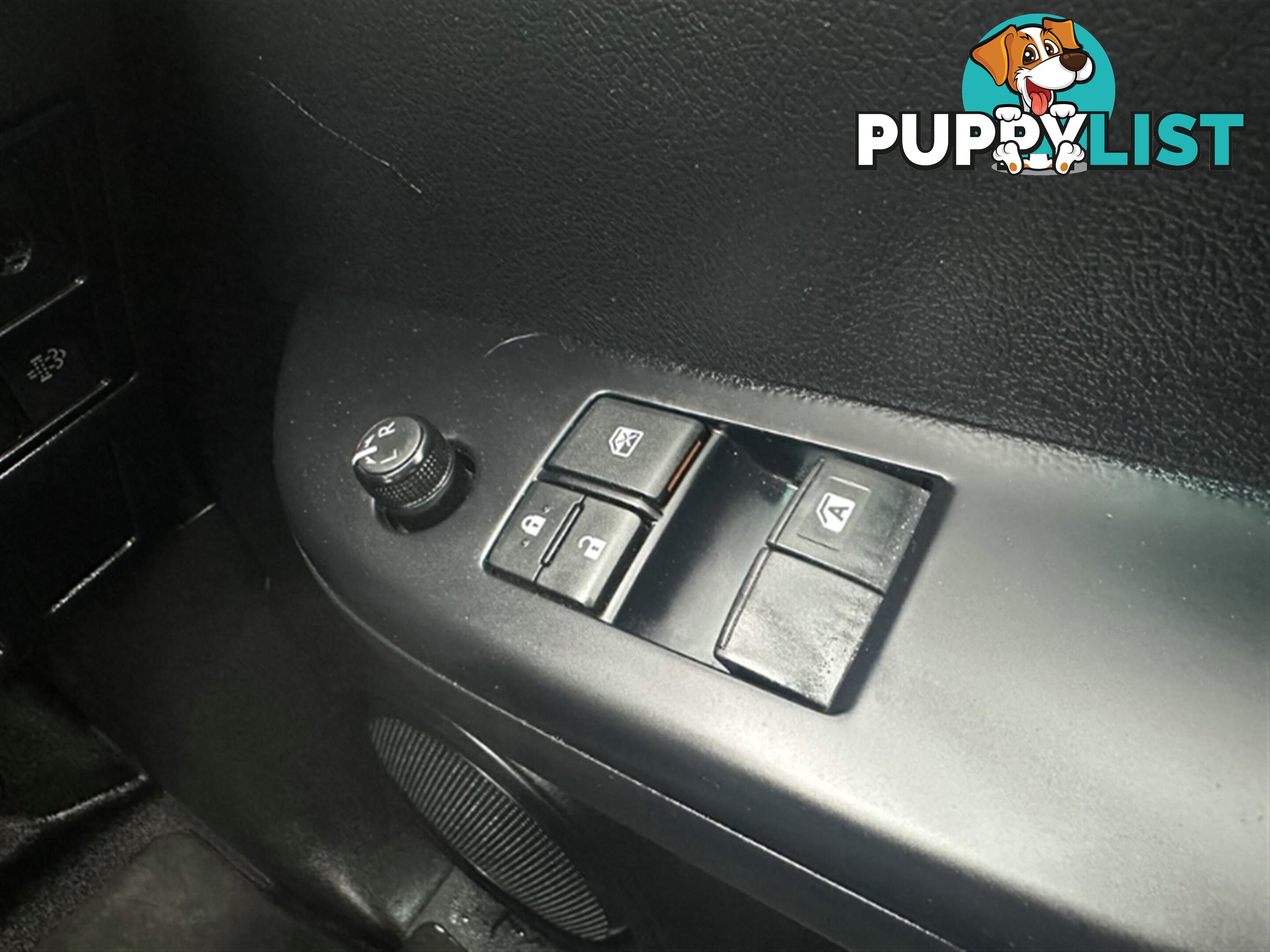 2019 TOYOTA HILUX SR EXTENDED CAB GUN126R CAB CHASSIS
