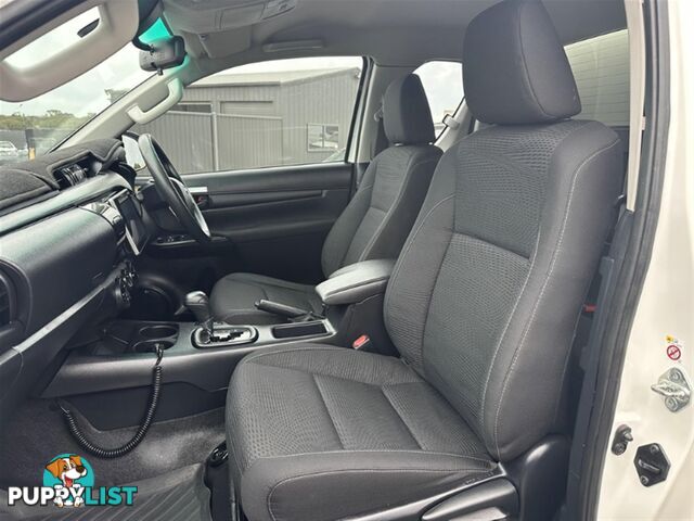 2019 TOYOTA HILUX SR EXTENDED CAB GUN126R CAB CHASSIS