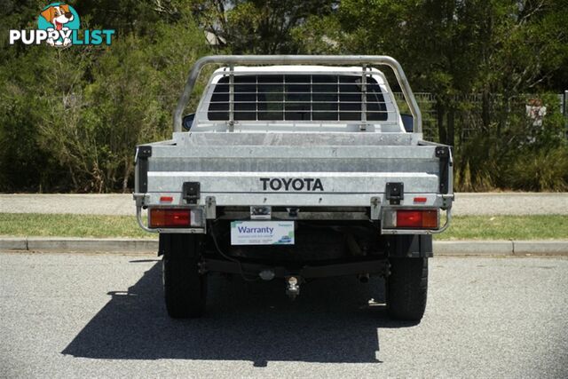 2017 TOYOTA HILUX SR DUAL CAB GUN126R CAB CHASSIS