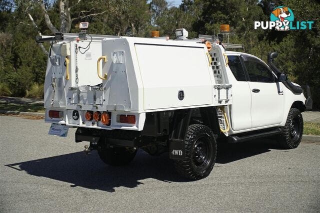 2018 TOYOTA HILUX SR EXTENDED CAB GUN126R CAB CHASSIS