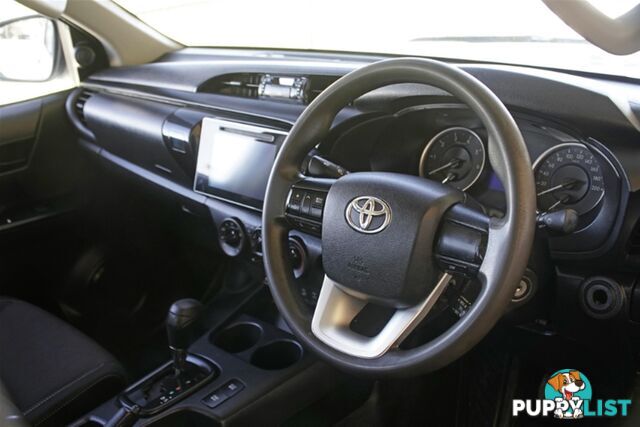 2017 TOYOTA HILUX SR DUAL CAB GUN126R CAB CHASSIS