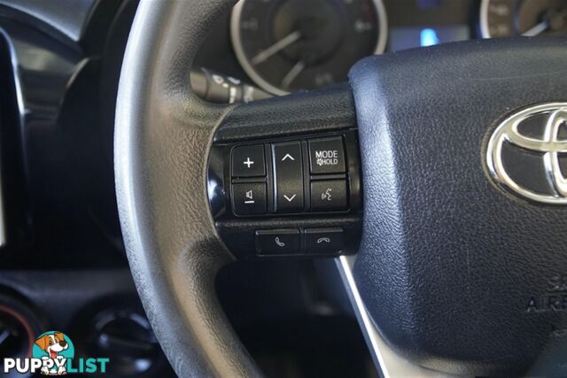 2017 TOYOTA HILUX SR DUAL CAB GUN126R CAB CHASSIS