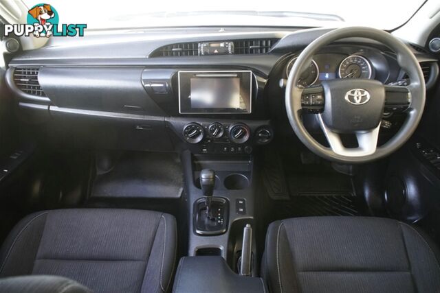 2017 TOYOTA HILUX SR DUAL CAB GUN126R CAB CHASSIS