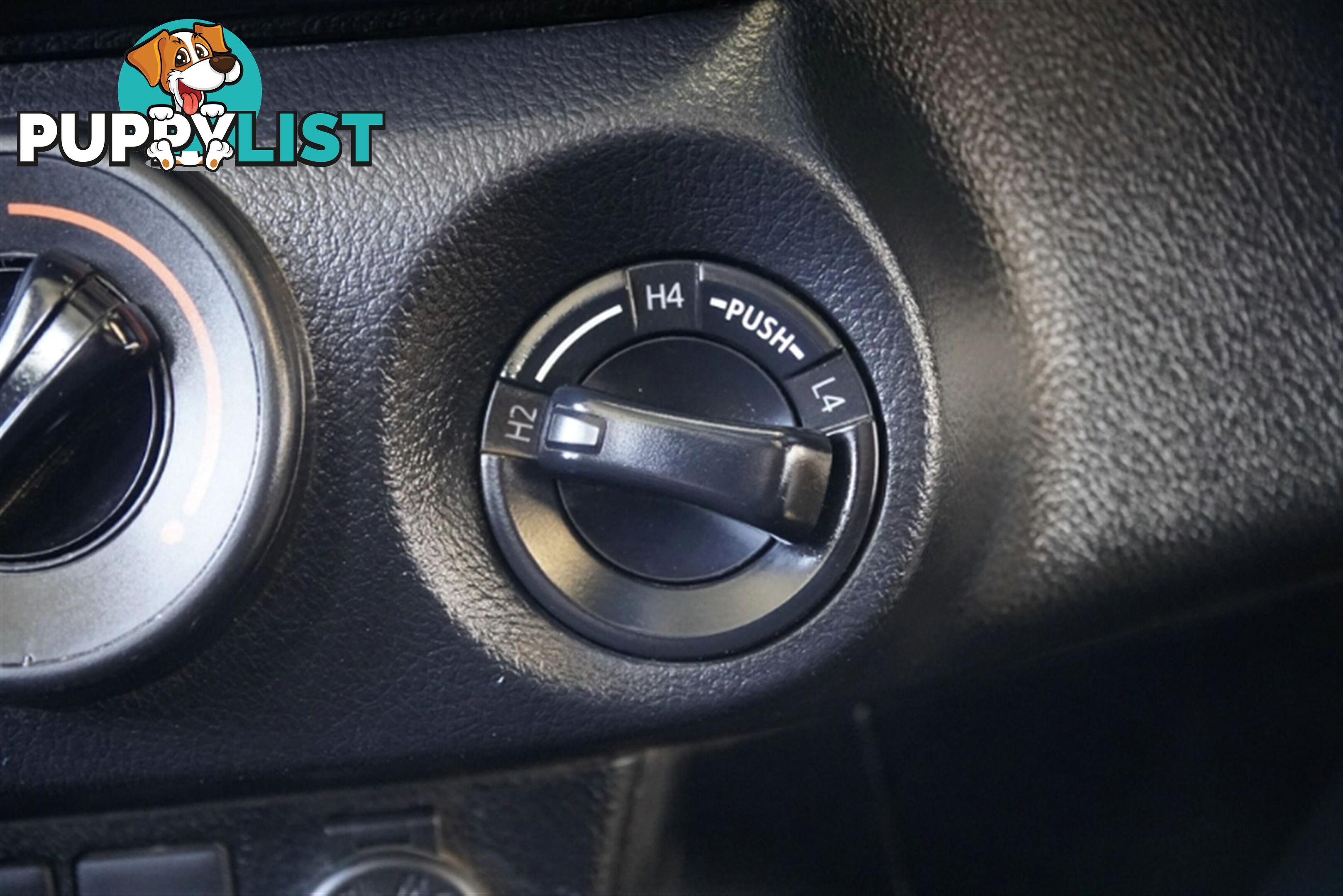 2019 TOYOTA HILUX SR DUAL CAB GUN126R CAB CHASSIS