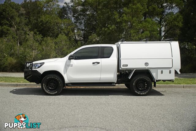 2019 TOYOTA HILUX SR EXTENDED CAB GUN126R CAB CHASSIS