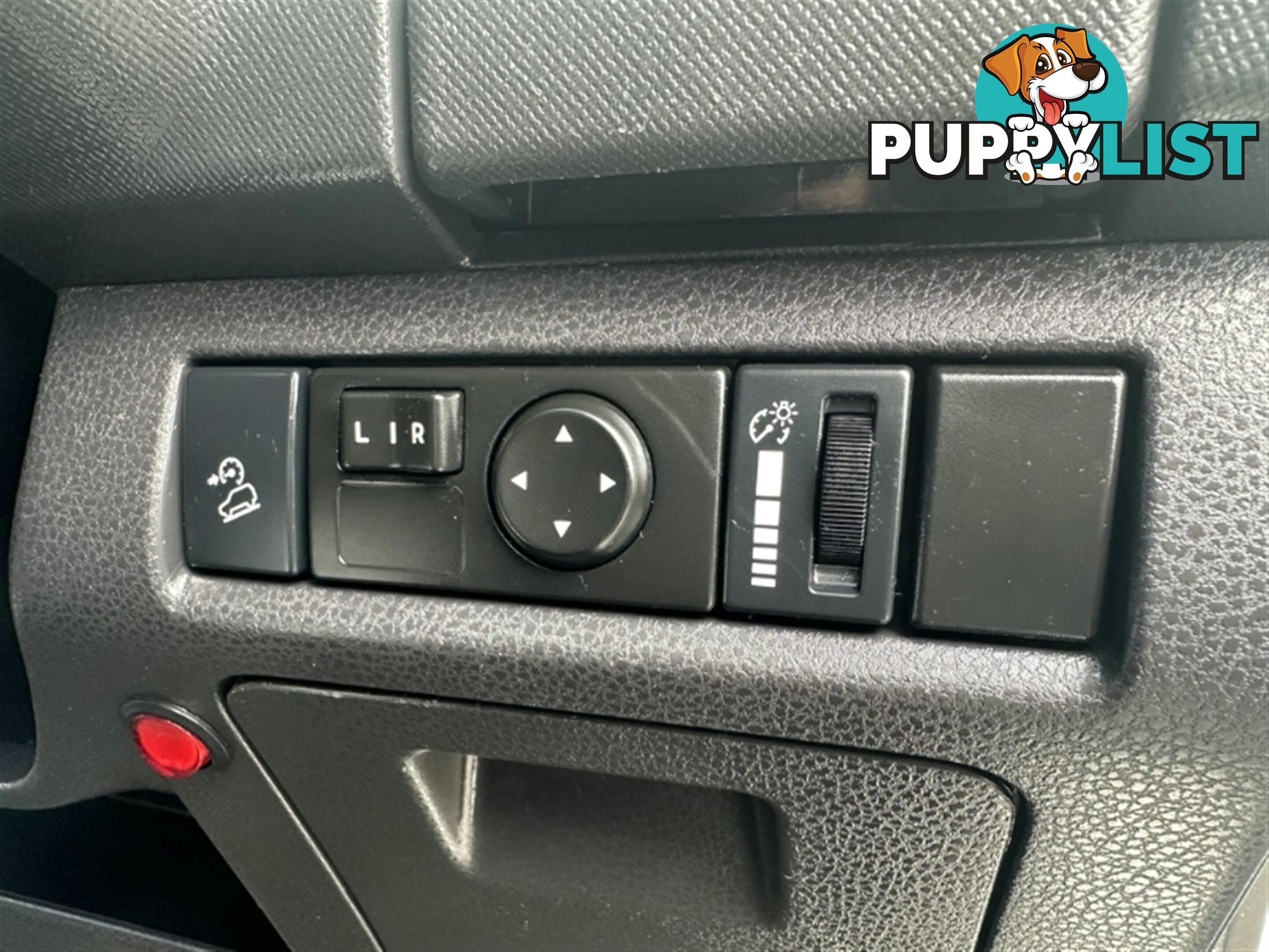 2018 ISUZU D-MAX SX EXTENDED CAB MY17 CAB CHASSIS