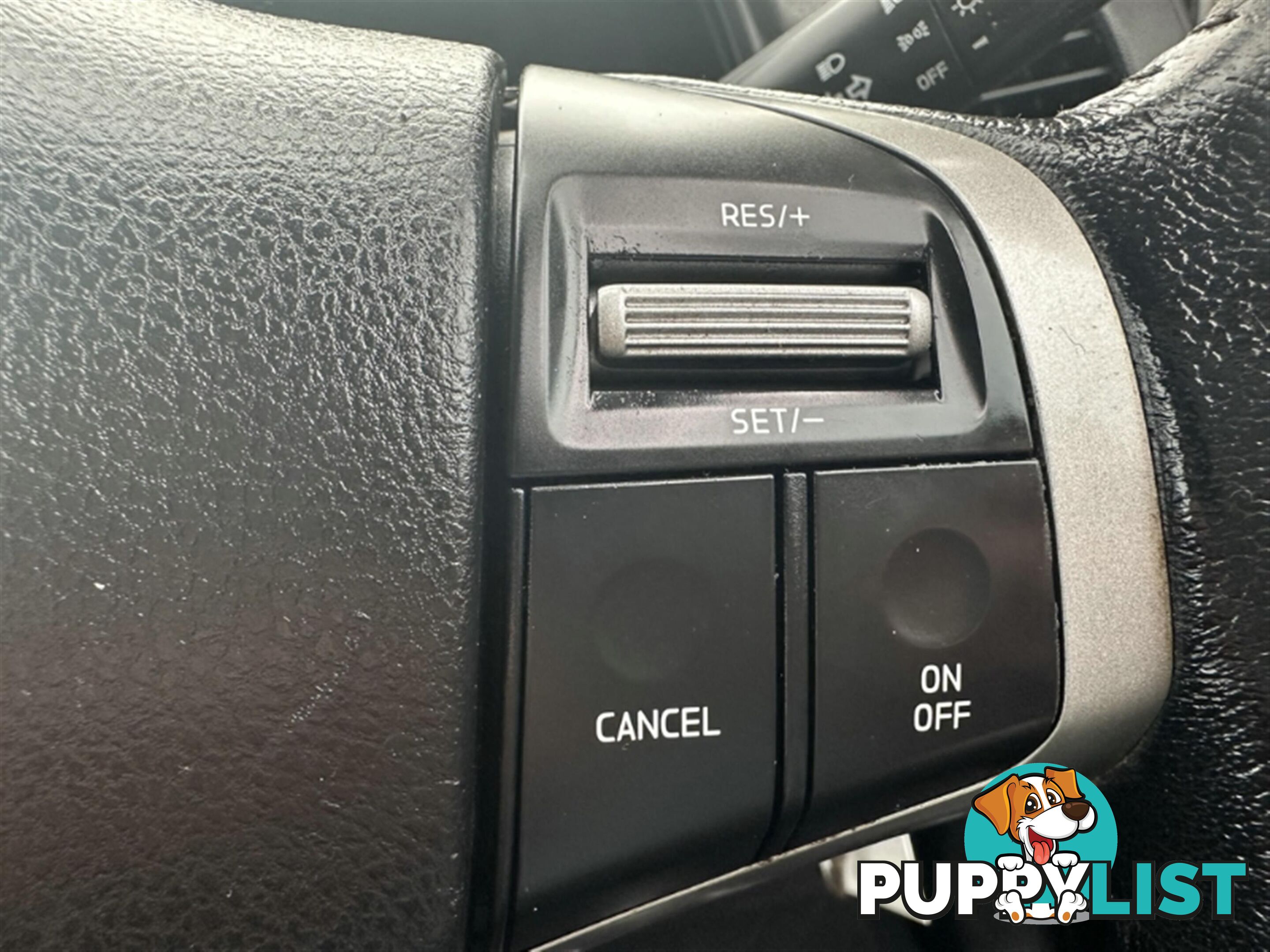 2015 ISUZU D-MAX SX DUAL CAB MY15 CAB CHASSIS