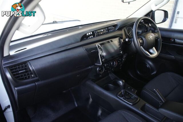 2018 TOYOTA HILUX SR DUAL CAB GUN126R CAB CHASSIS