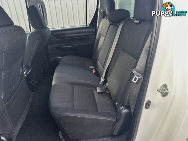 2017 TOYOTA HILUX SR DUAL CAB GUN126R CAB CHASSIS