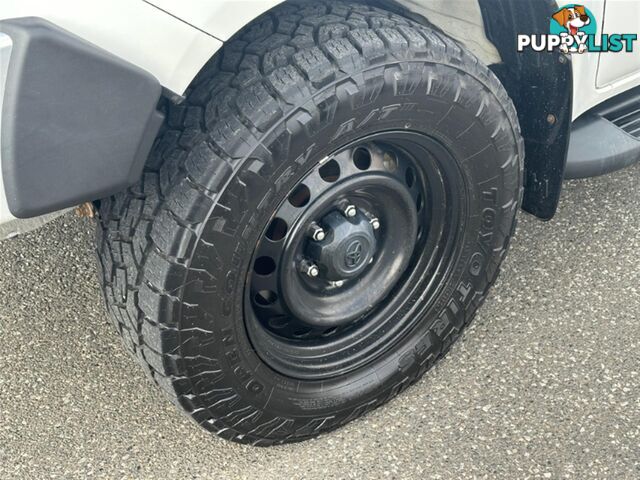 2017 TOYOTA HILUX SR DUAL CAB GUN126R CAB CHASSIS