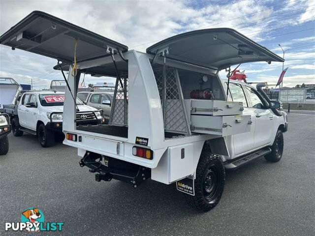 2017 TOYOTA HILUX SR DUAL CAB GUN126R CAB CHASSIS