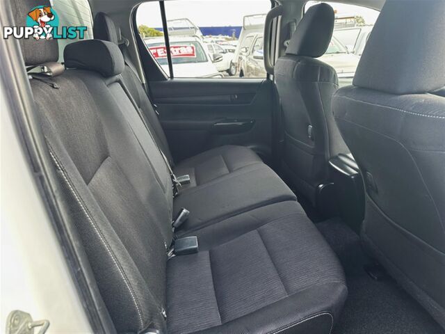 2017 TOYOTA HILUX SR DUAL CAB GUN126R CAB CHASSIS