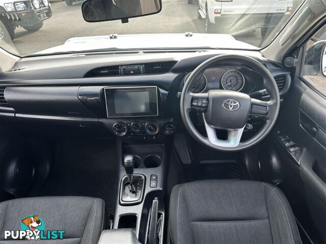 2017 TOYOTA HILUX SR DUAL CAB GUN126R CAB CHASSIS