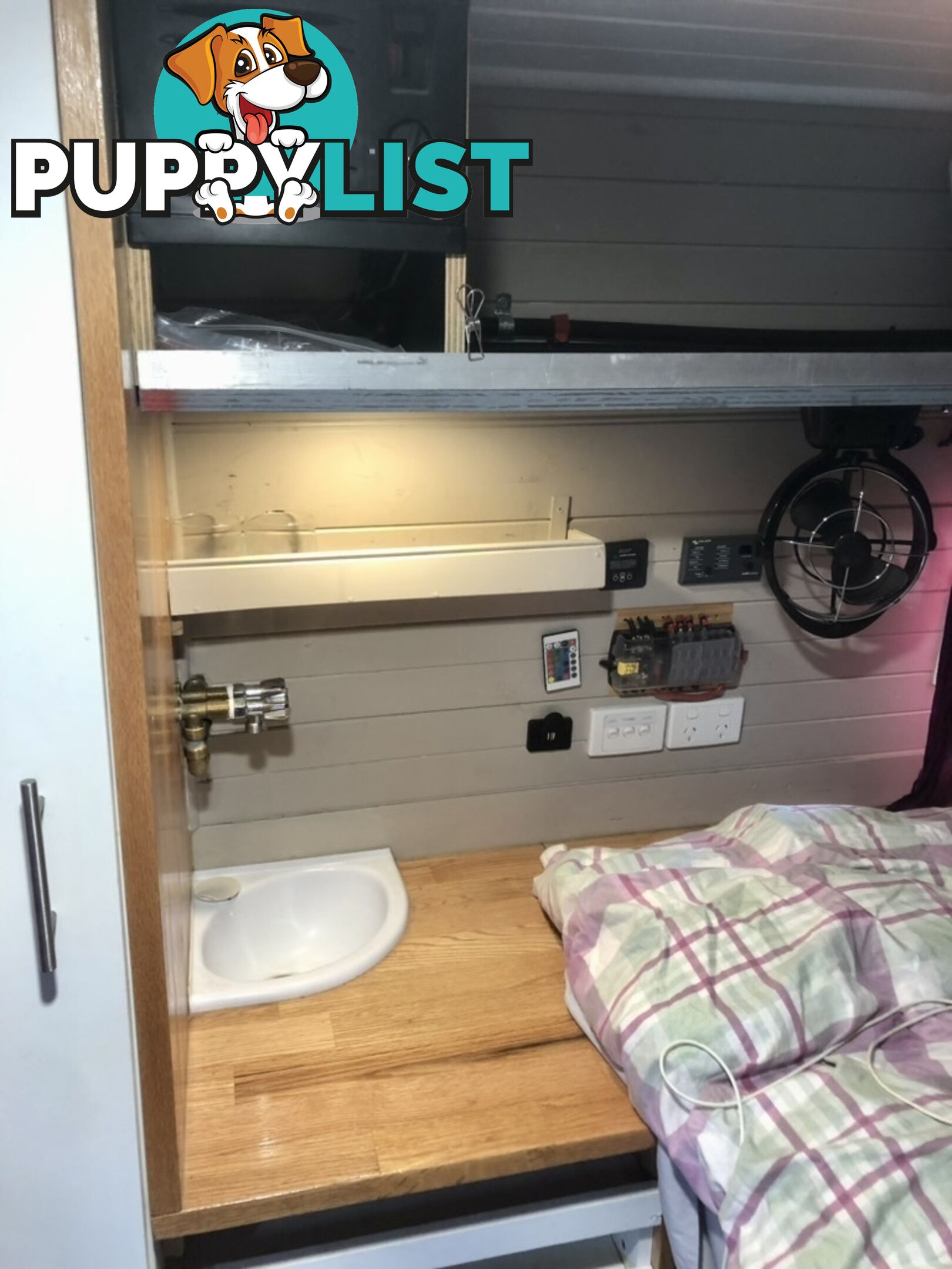 Mercedes Sprinter 2016 Off Grid