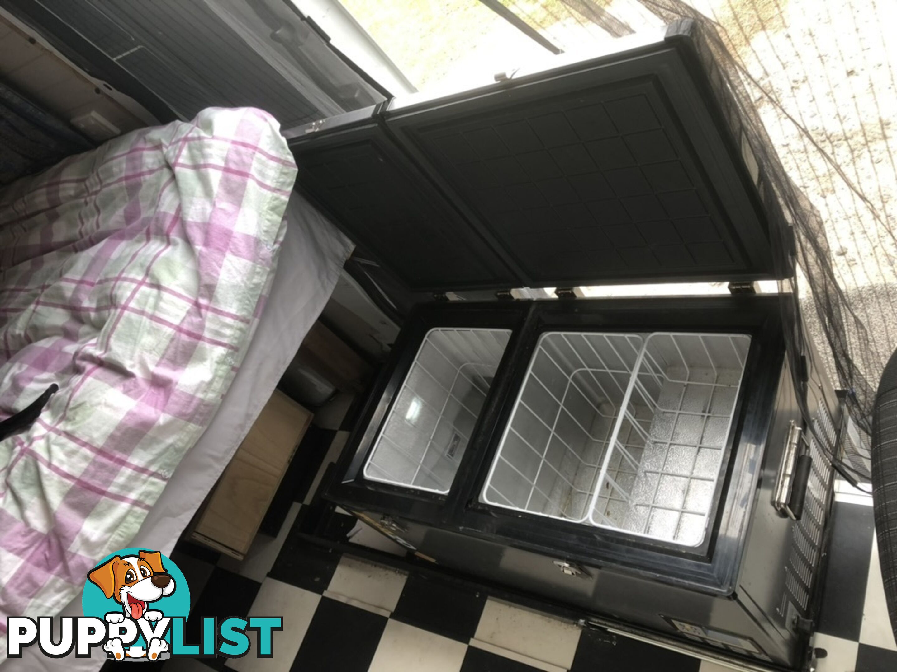 Mercedes Sprinter 2016 Off Grid