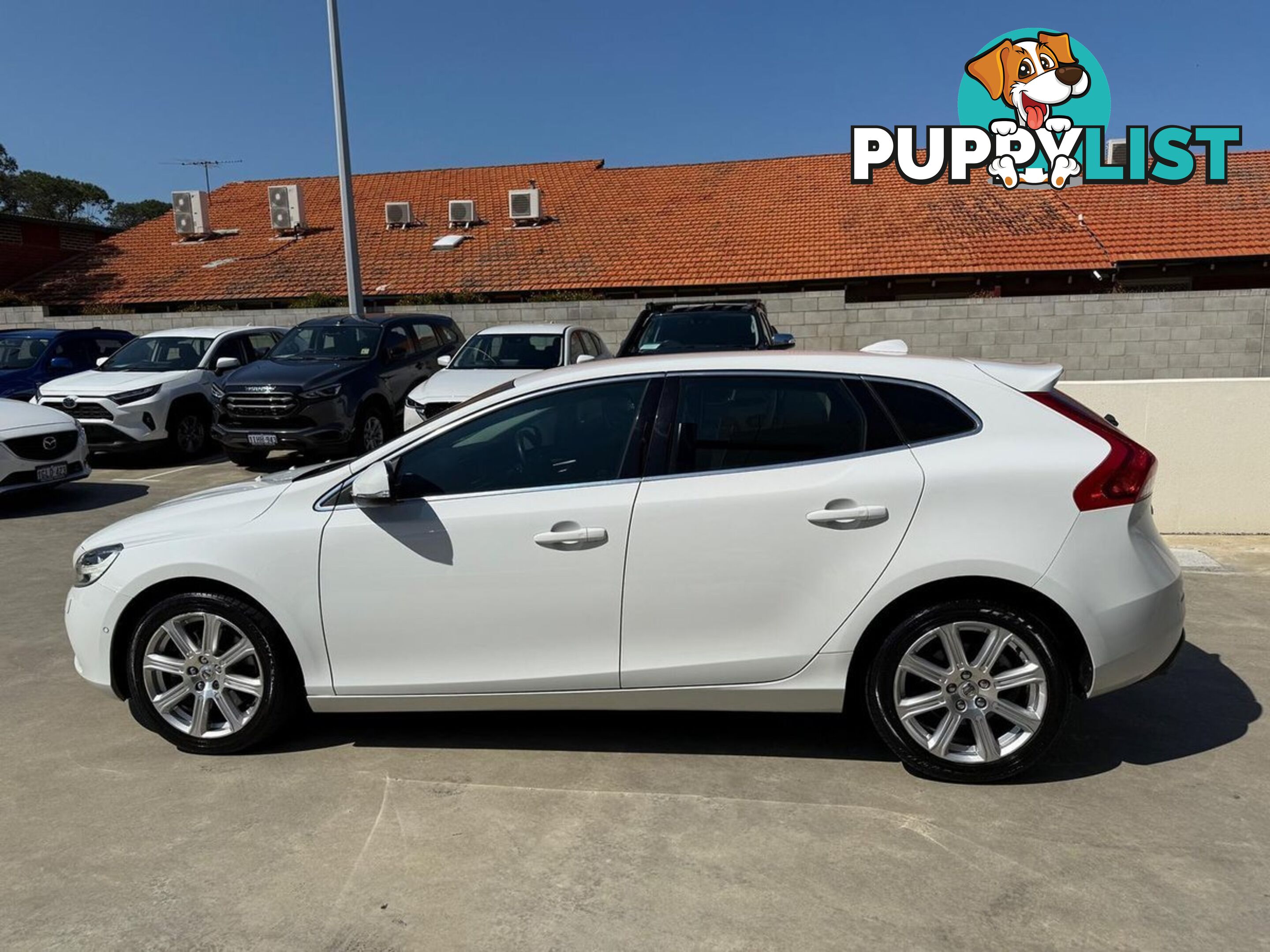 2018 VOLVO V40 D4-INSCRIPTION MY18 HATCHBACK