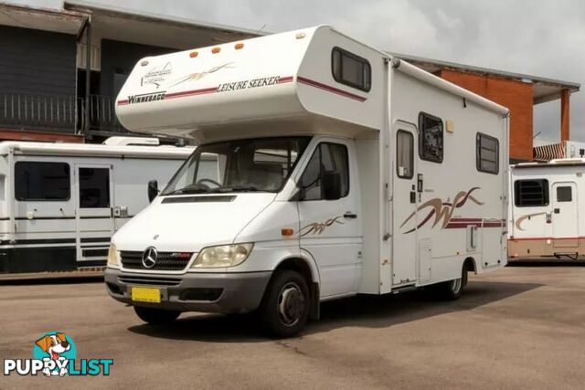 2004 WINNEBAGO LEISURE SEEKER 