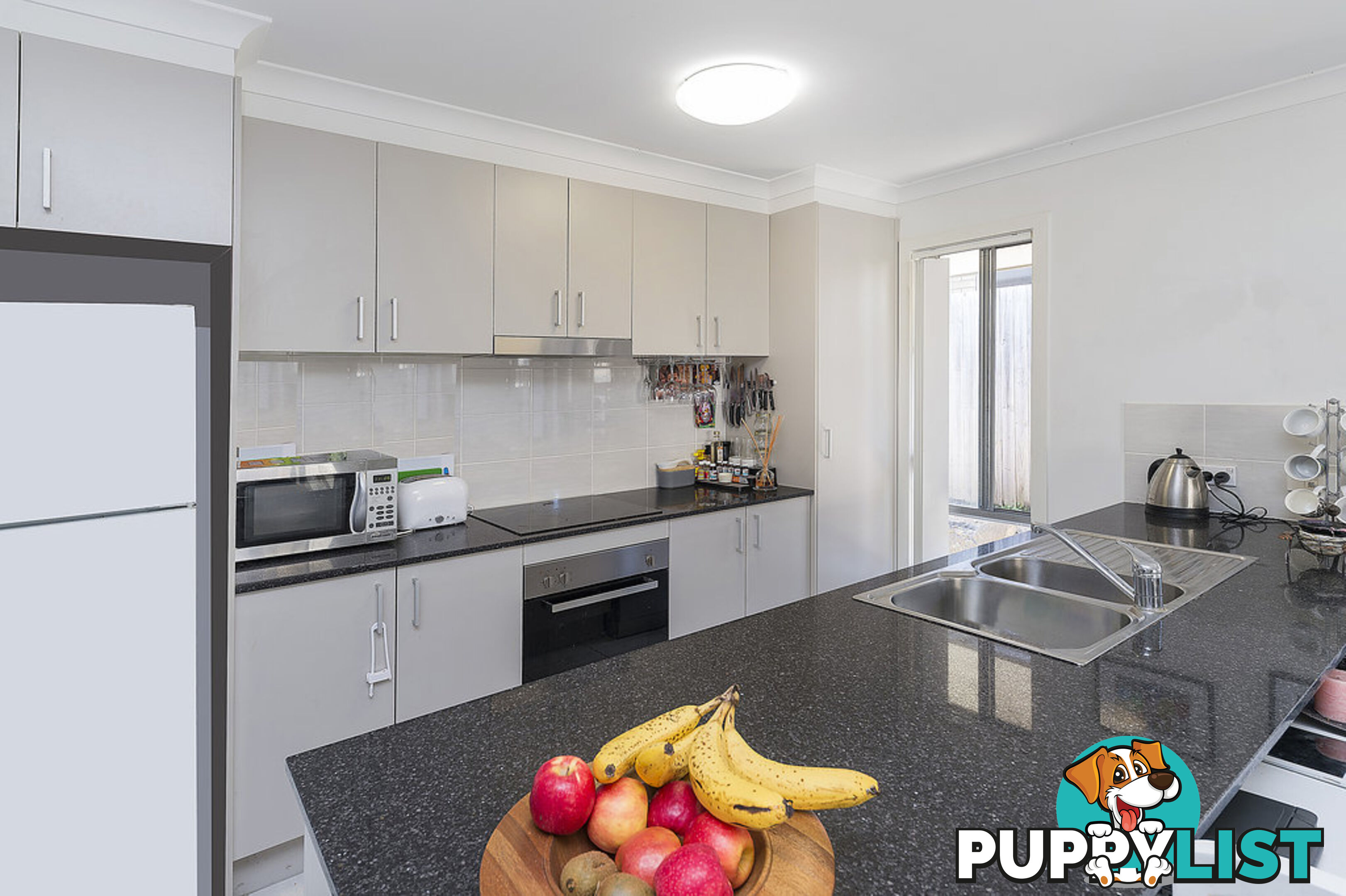 13 Venetian Way COOMERA QLD 4209