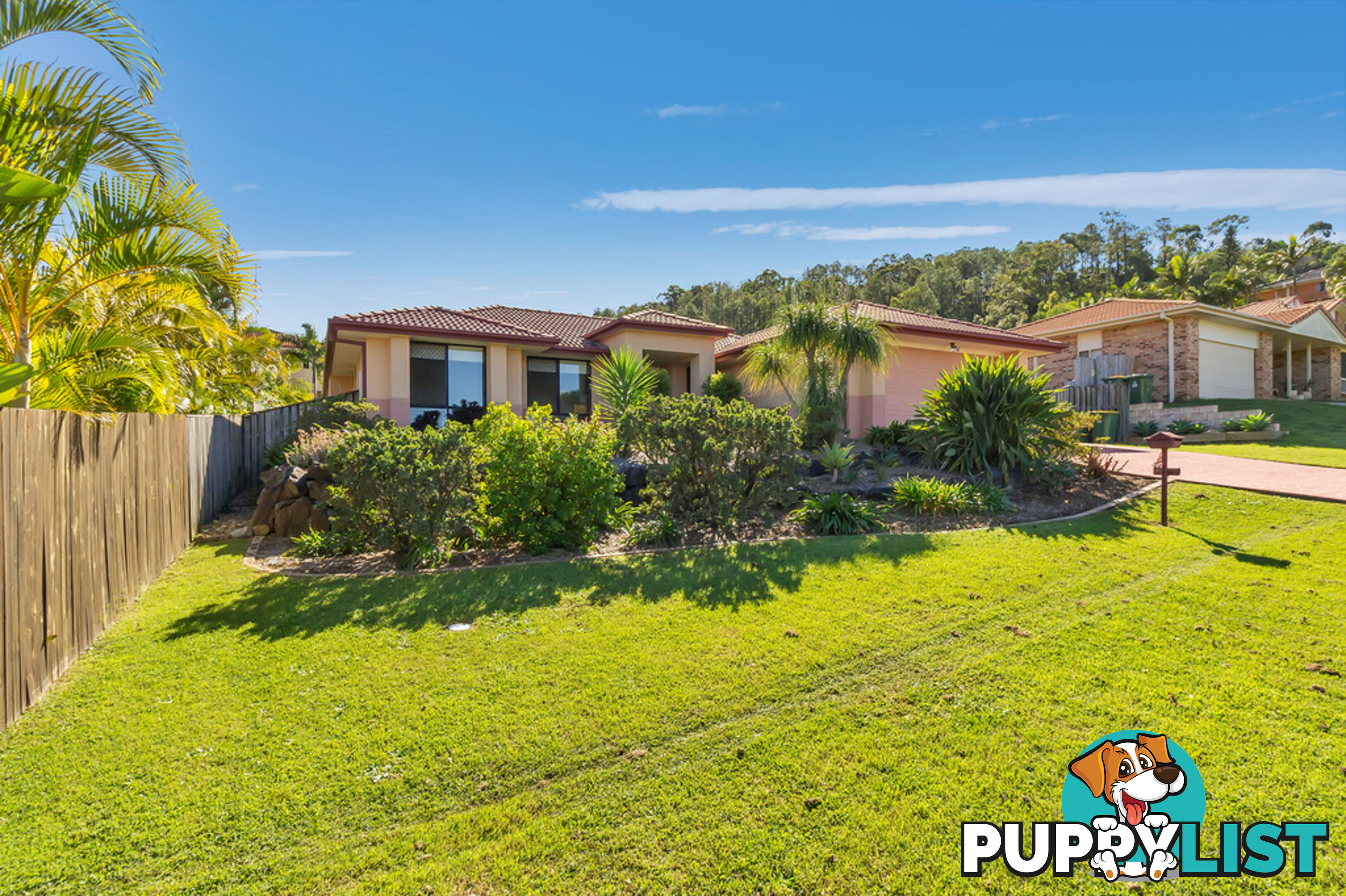 8 Henderson Rise PACIFIC PINES QLD 4211