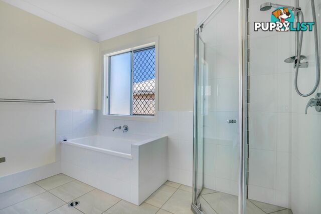 43 Edgeware Rd PIMPAMA QLD 4209