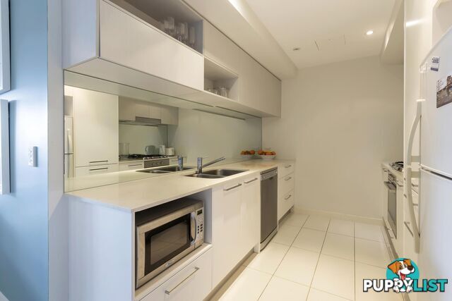 109/430 Marine Parade BIGGERA WATERS QLD 4216