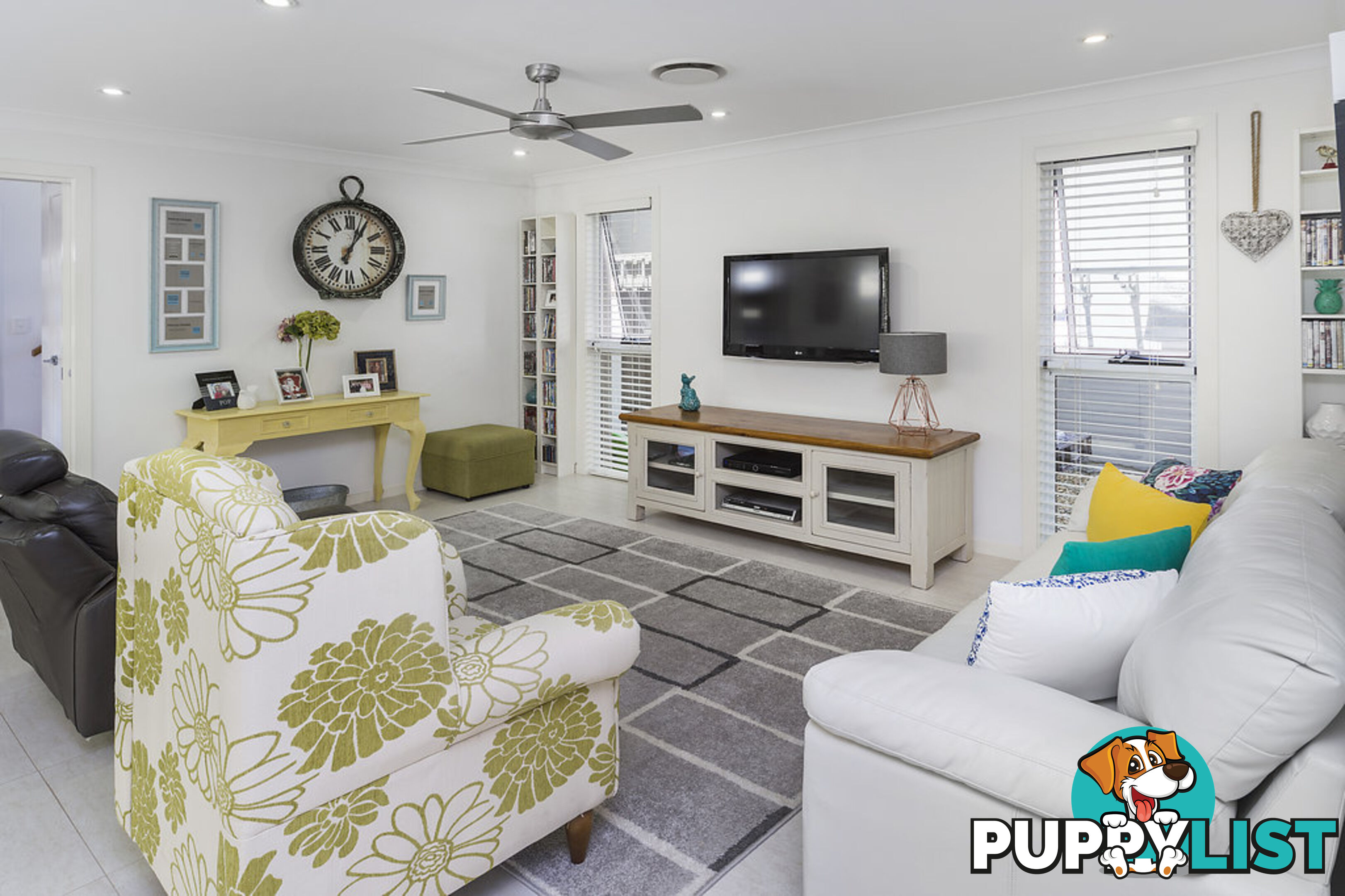 2 Limmen Street PIMPAMA QLD 4209