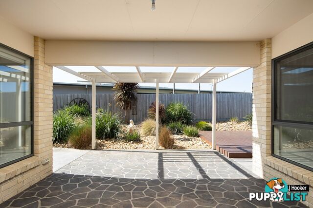 2 Bowman Court WONTHAGGI VIC 3995