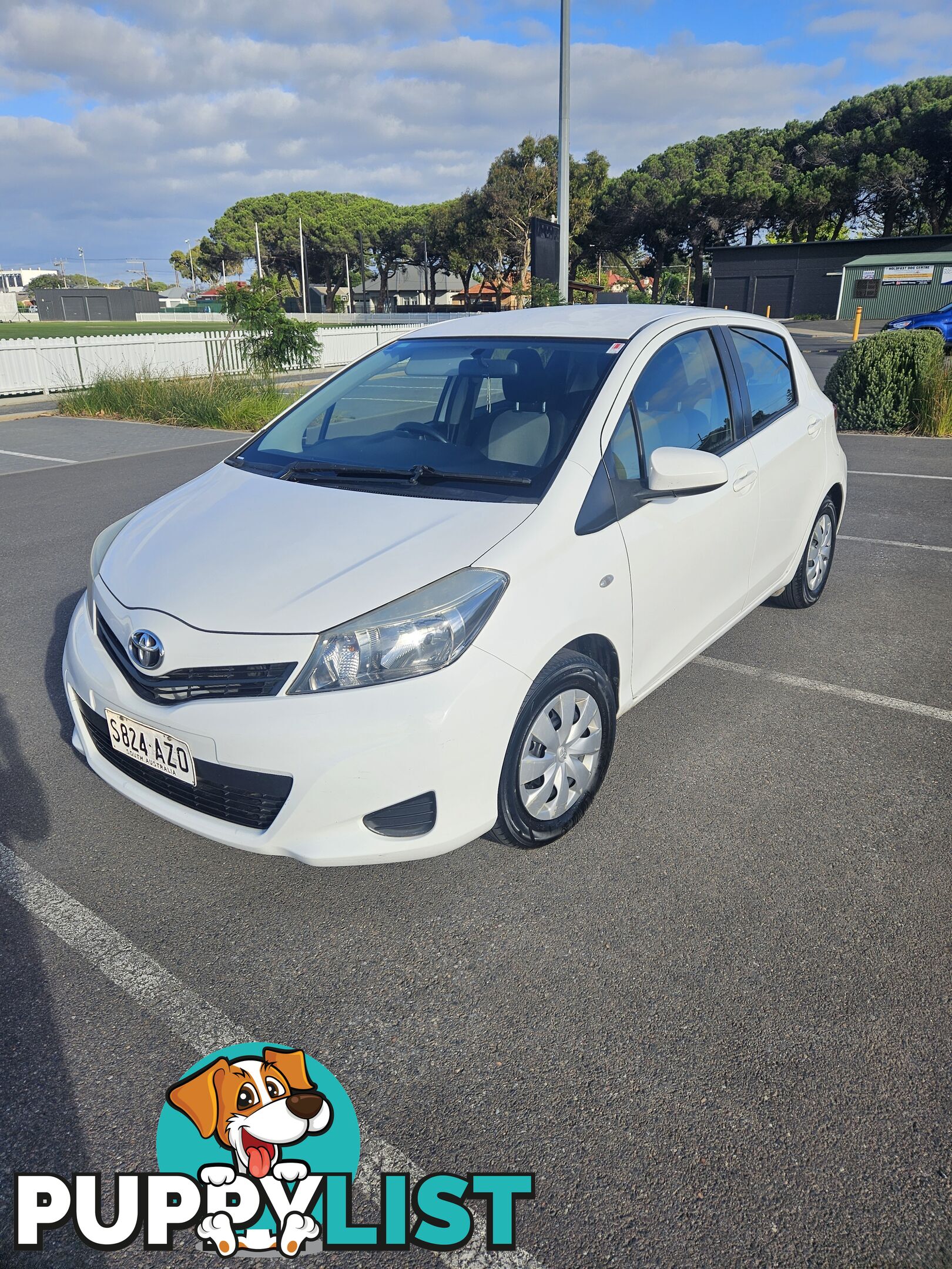 2013 Toyota Yaris Hatchback Manual