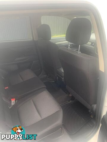 2012 Mitsubishi Outlander Ls Wagon Automatic
