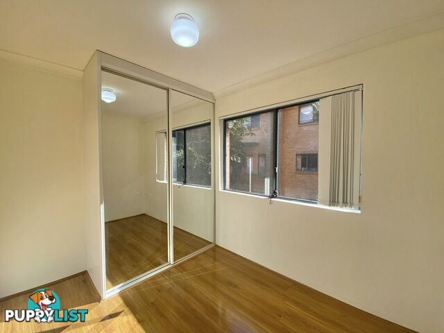 15/8-10 Gloucester Avenue BURWOOD NSW 2134